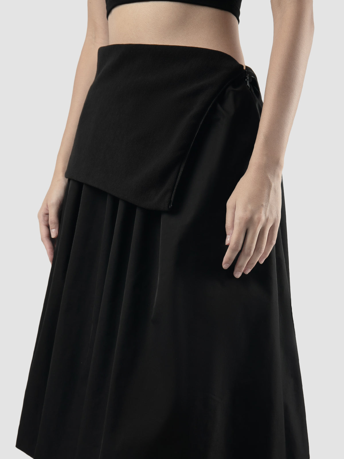 Black Banding Volume midi skirt