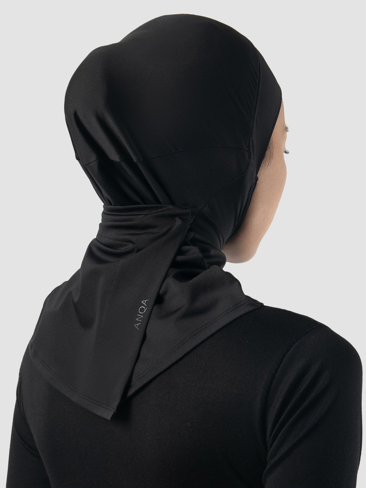 Black pull-on hijab