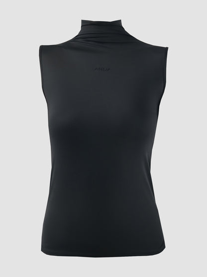 Black sleeveless inner top