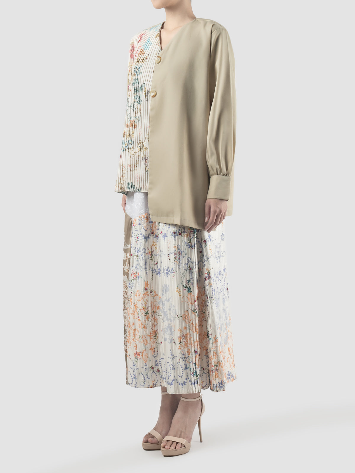 Tulipe meadow cream asymmetrical outer with multicolor prints