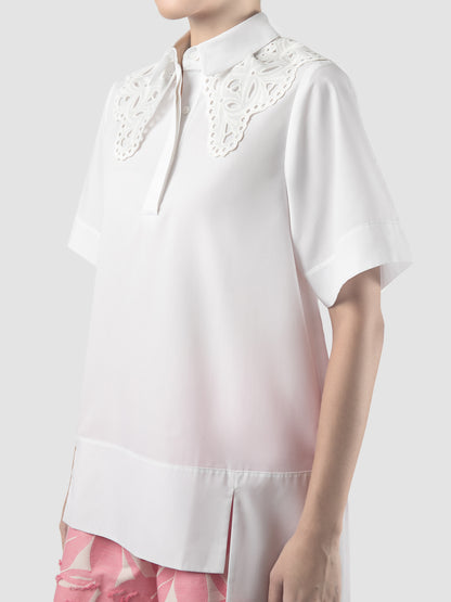 Gantari off white Maison blouse with embroidered collar