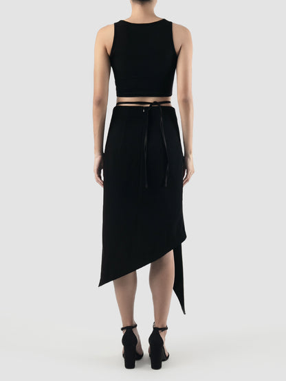 Black asymmetrical skirt with side zipper slit