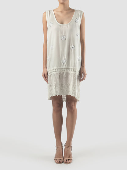 Tank Top Renda Long Dress W/ Flower Embelishment In White