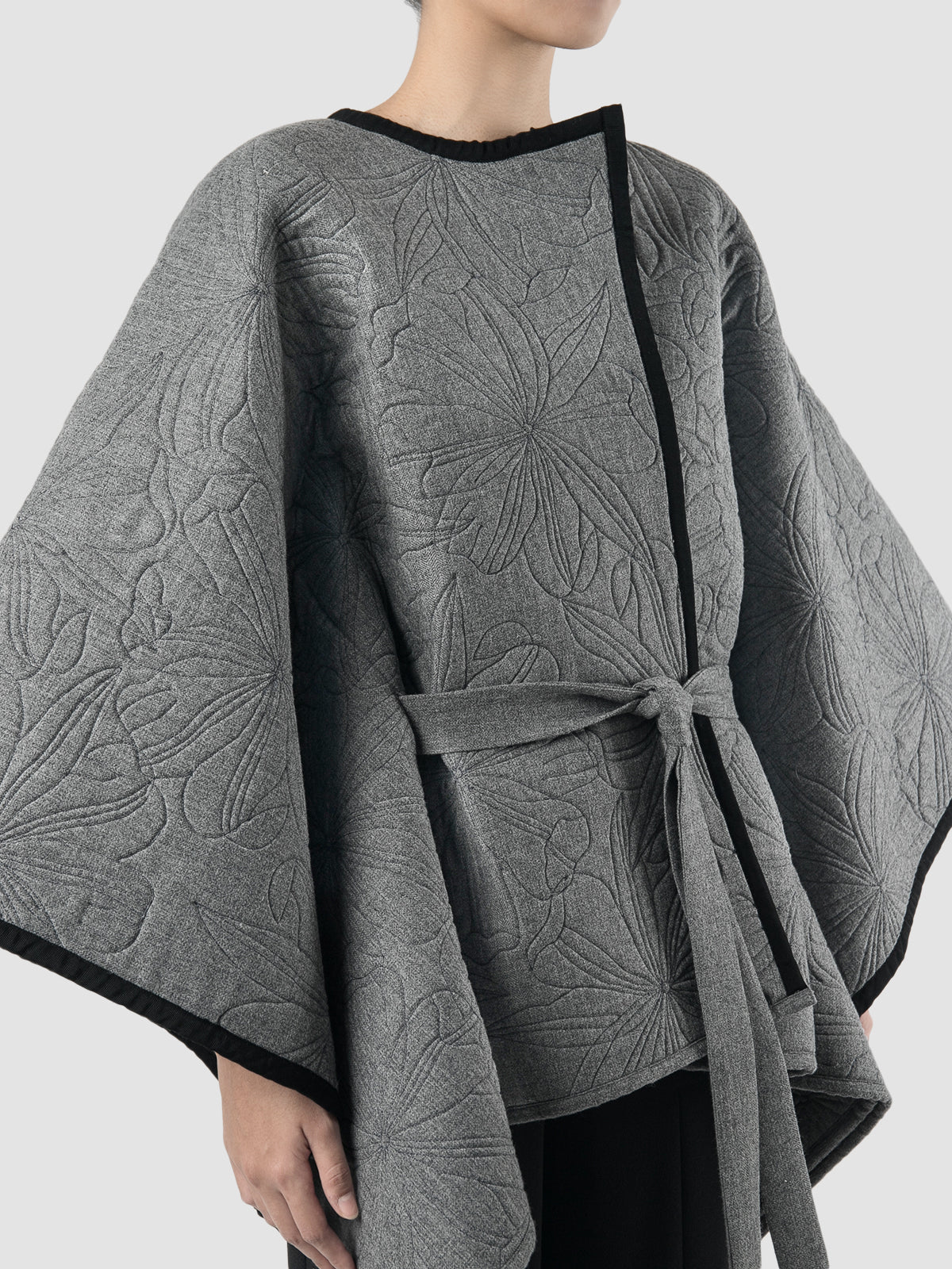 Opsis grey wool cape