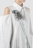 Maiko off-shouldered white shirt with Tosca embroidery