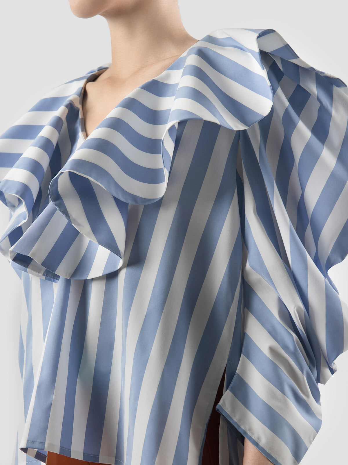 Boojum white-blue striped ruffle blouse