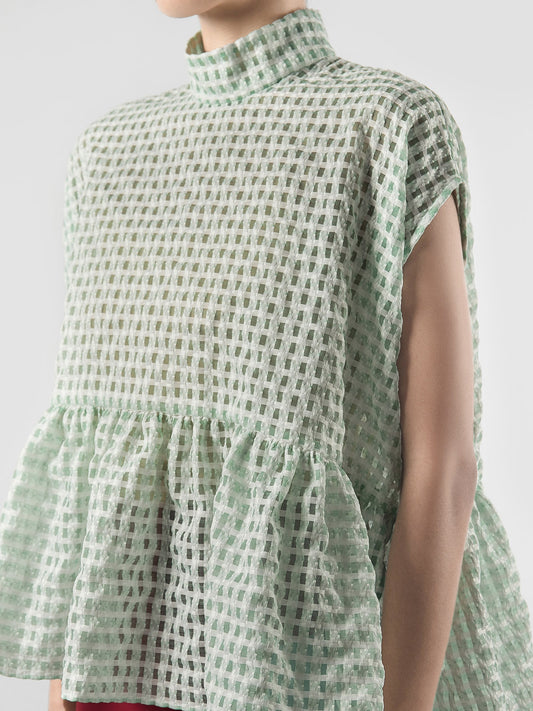 Crim Oversize Ruffled Cloque Top In Mint Green