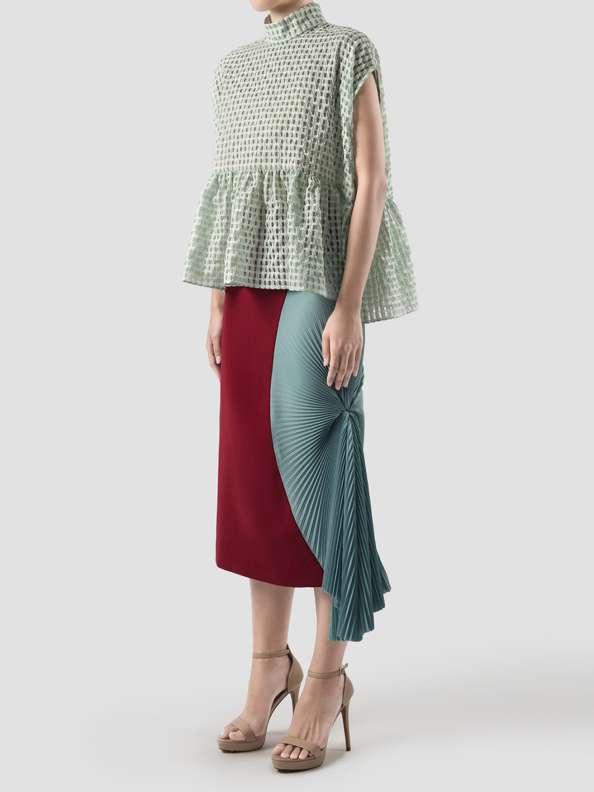 Crim Oversize Ruffled Cloque Top In Mint Green