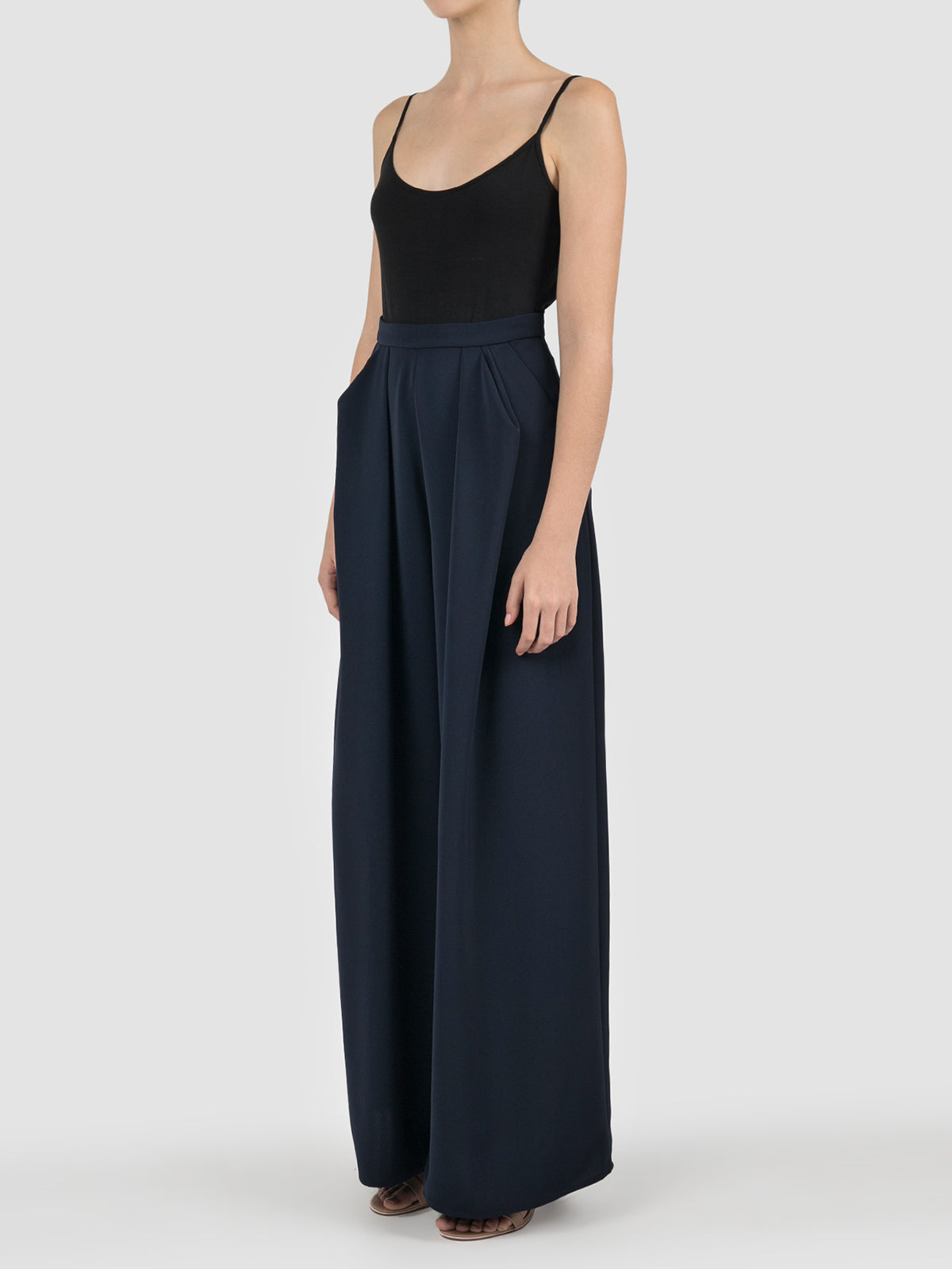 Chortle night blue pleated wide-leg pants