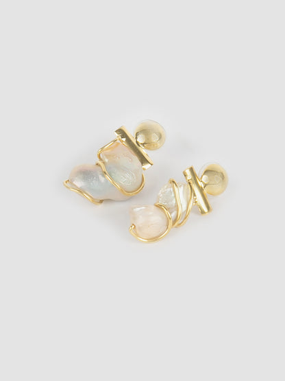 Perle Pressure gold earrings