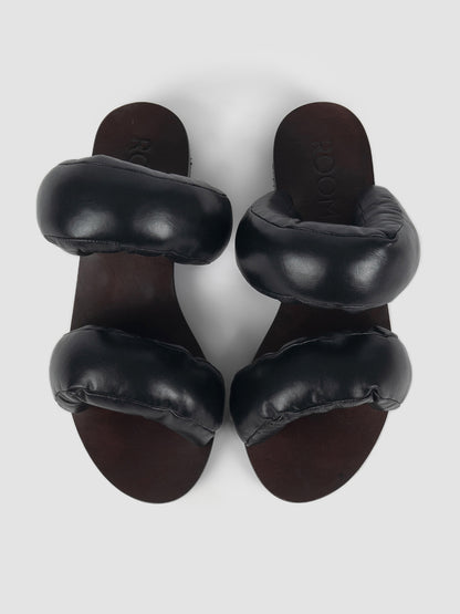 Black Pillow sandal